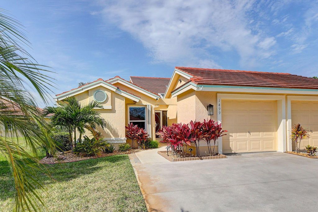 Photo of 1499 SW Greens Pointe Way, Palm City, FL 34990 (MLS # R10976795)