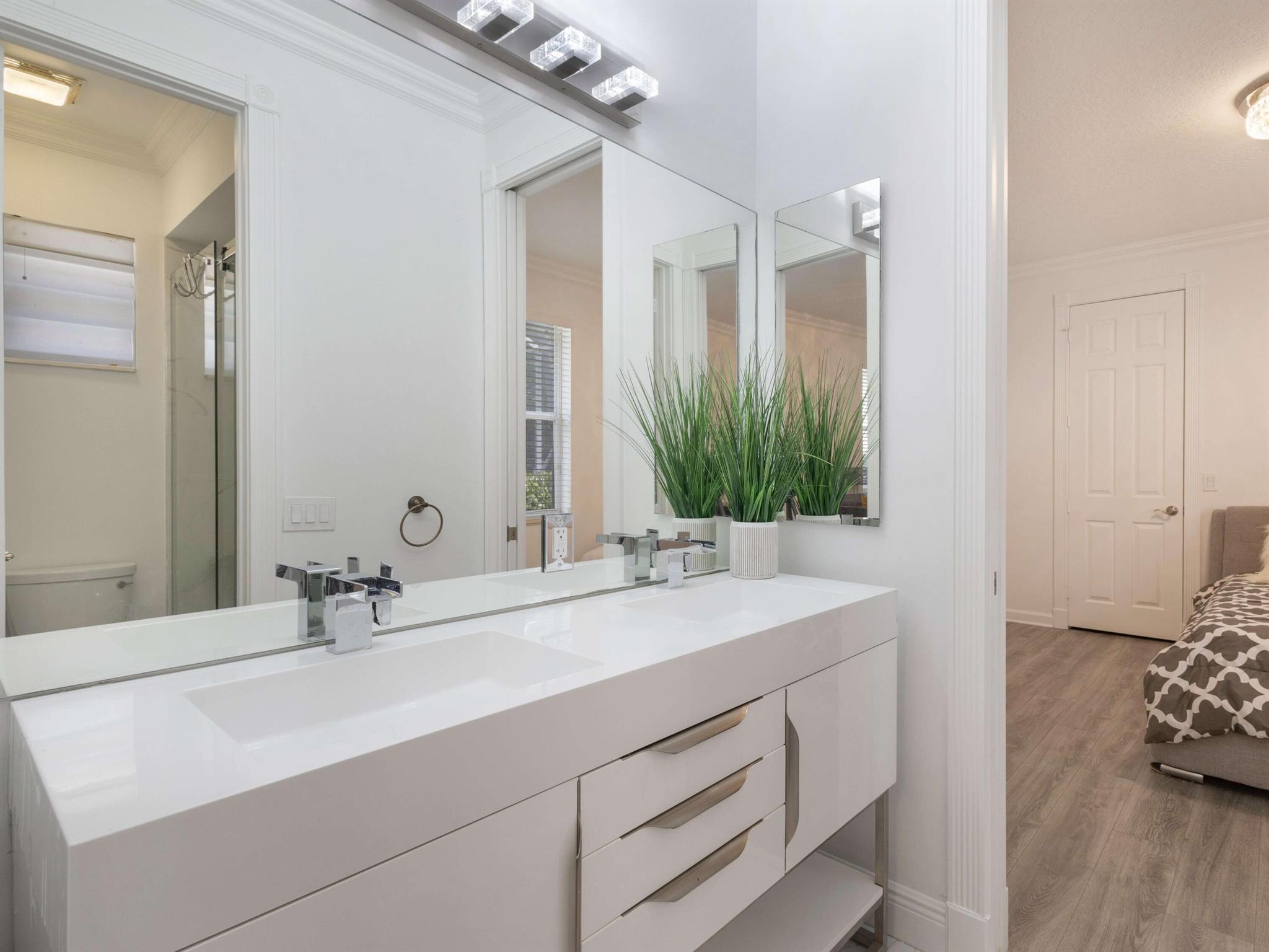 BOCA FALLS - Residential Lease