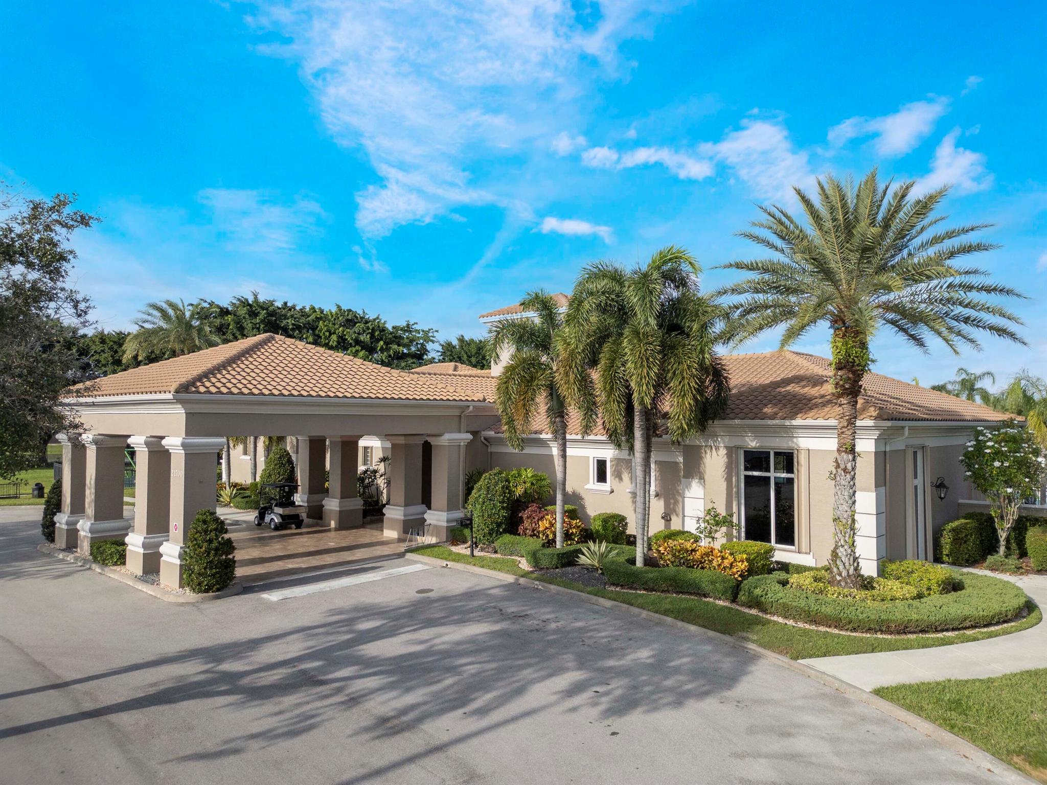 BOCA FALLS - Residential Lease