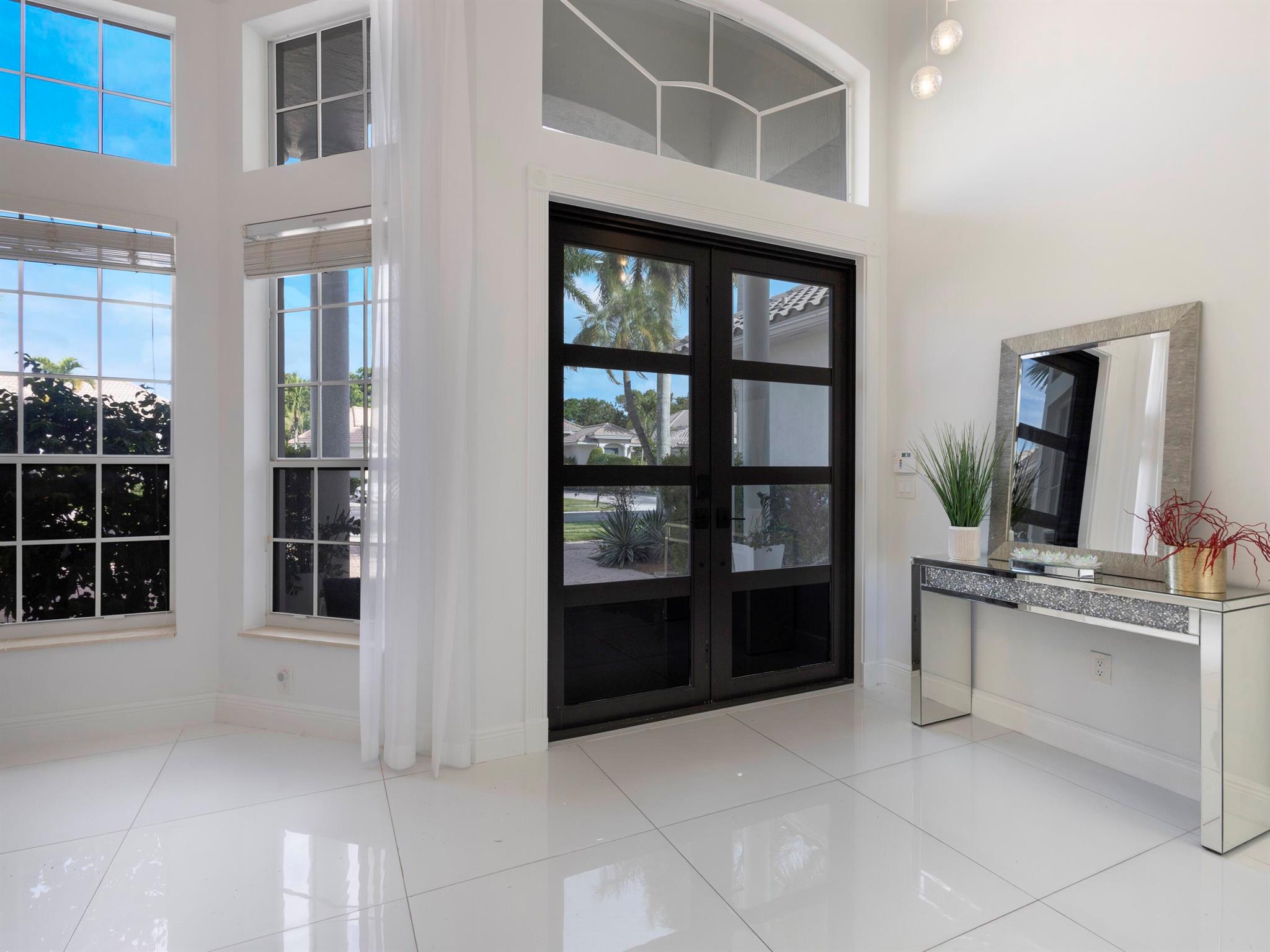 BOCA FALLS - Residential Lease