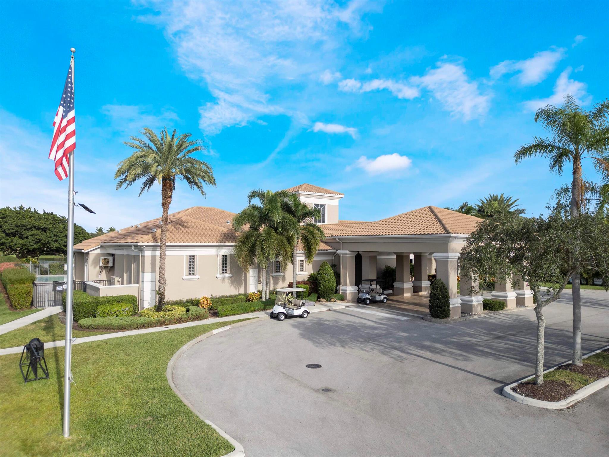 BOCA FALLS - Residential Lease