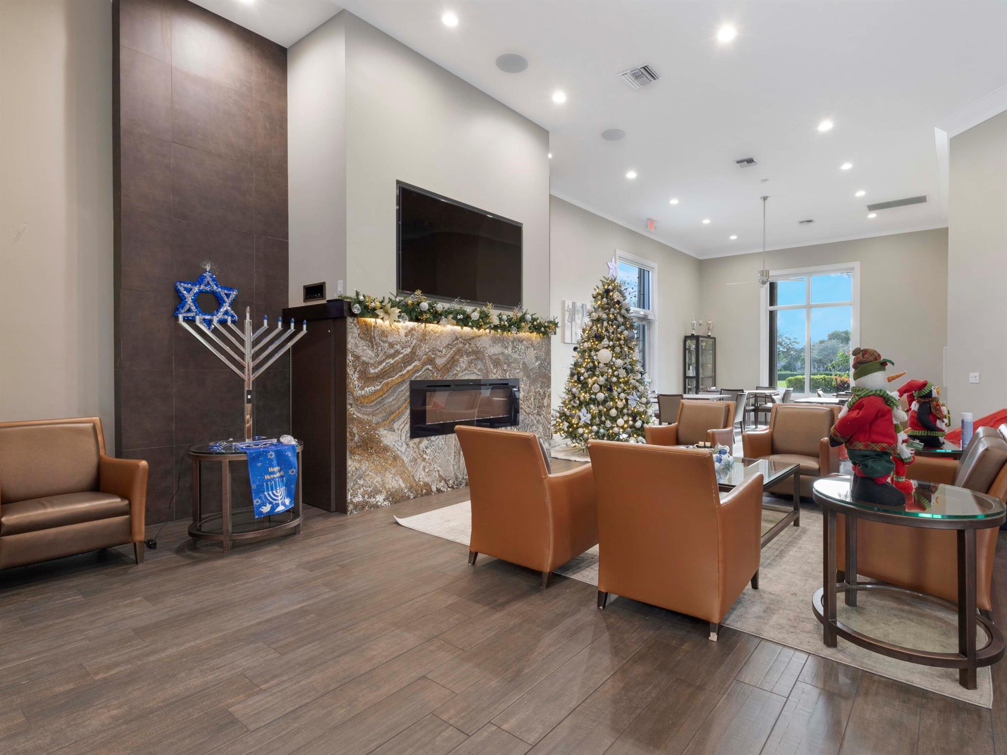 BOCA FALLS - Residential Lease