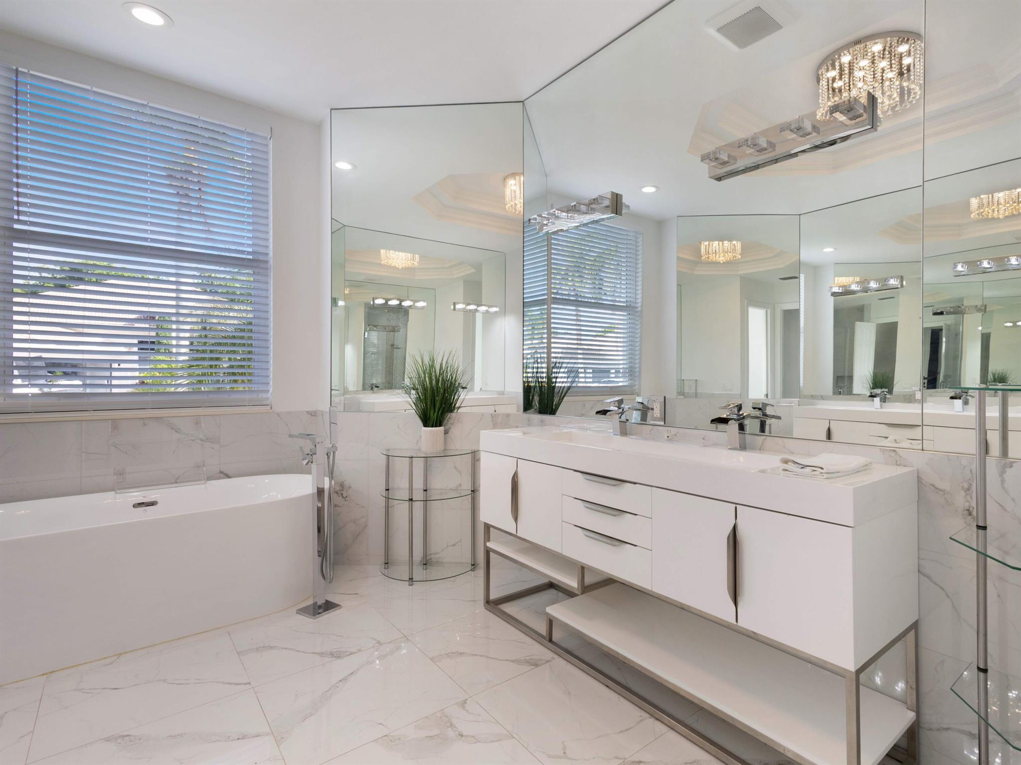 BOCA FALLS - Residential Lease