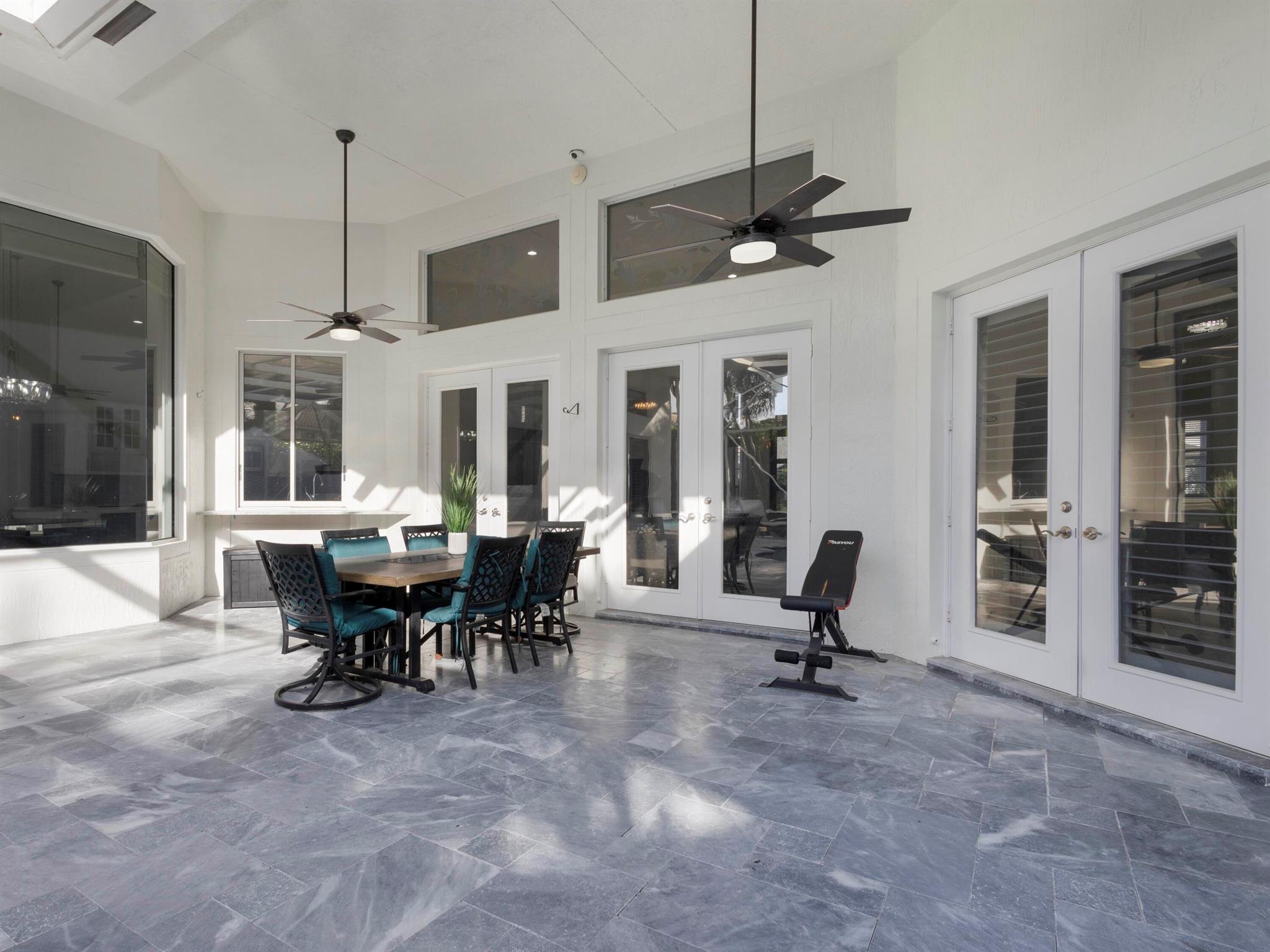 BOCA FALLS - Residential Lease