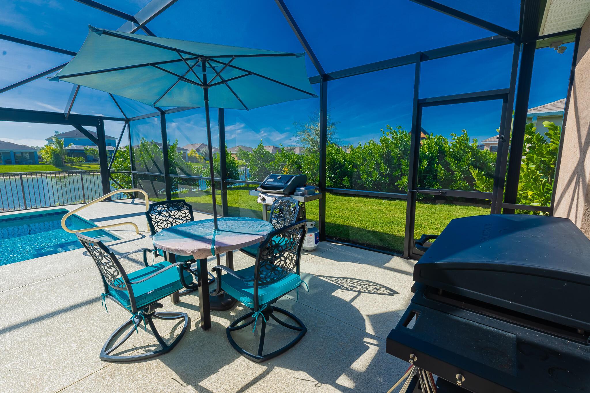 CROSSTOWN COMMONS - Residential