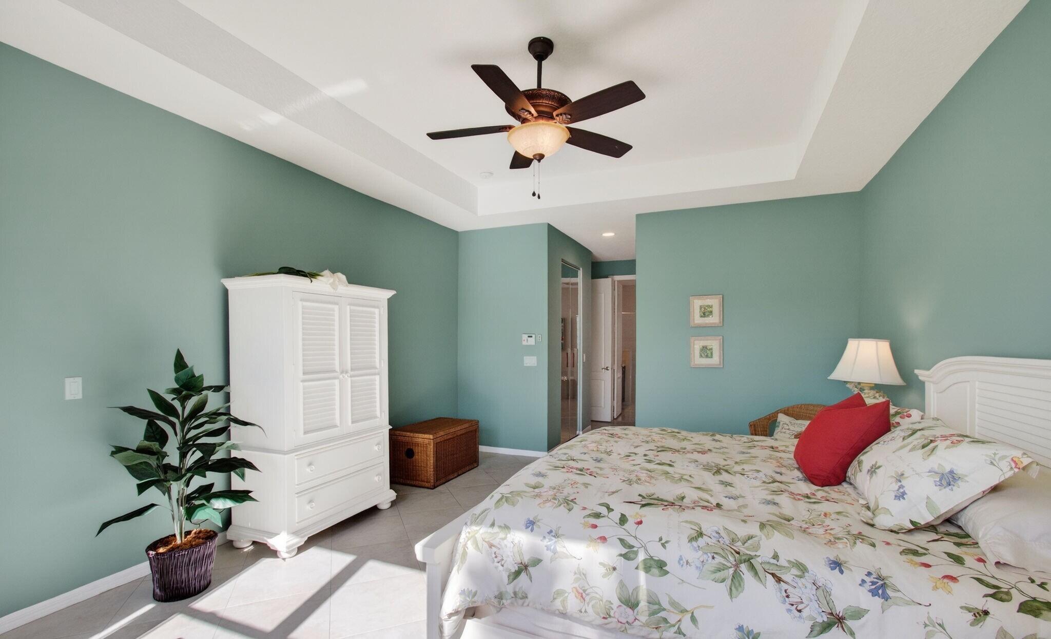 MIZNER FALLS - Residential