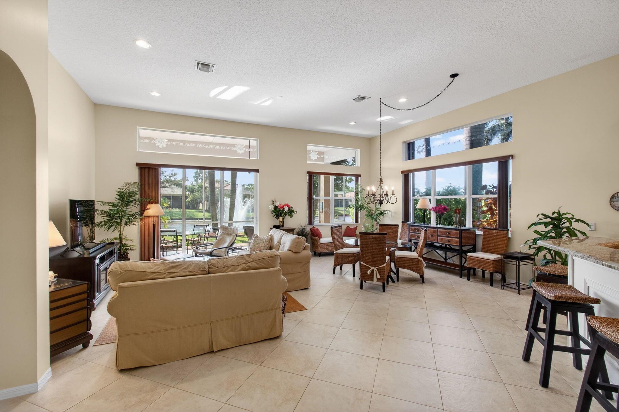 MIZNER FALLS - Residential