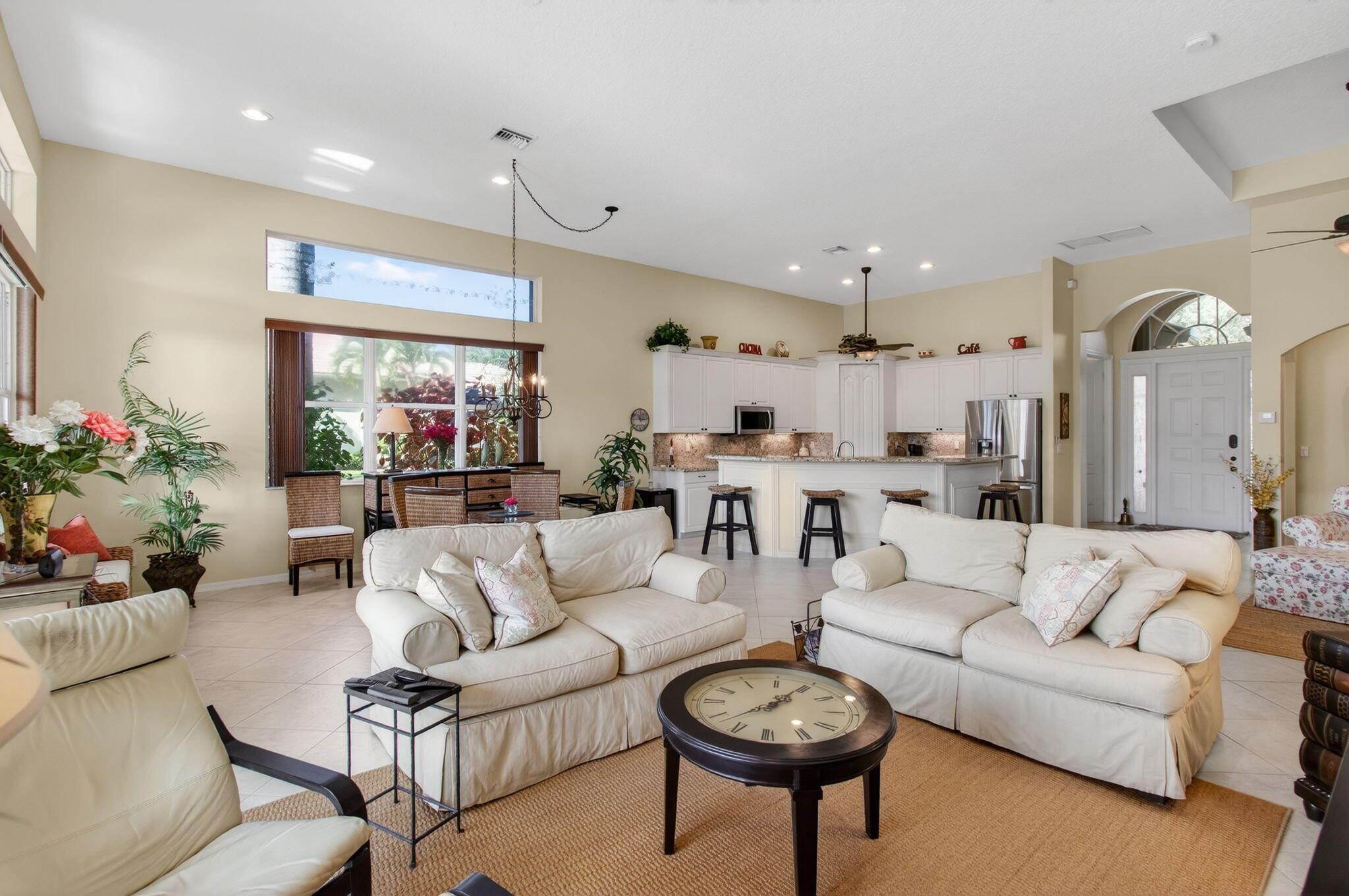 MIZNER FALLS - Residential