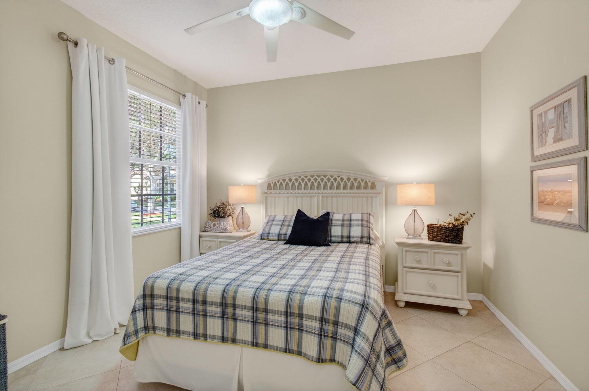 MIZNER FALLS - Residential