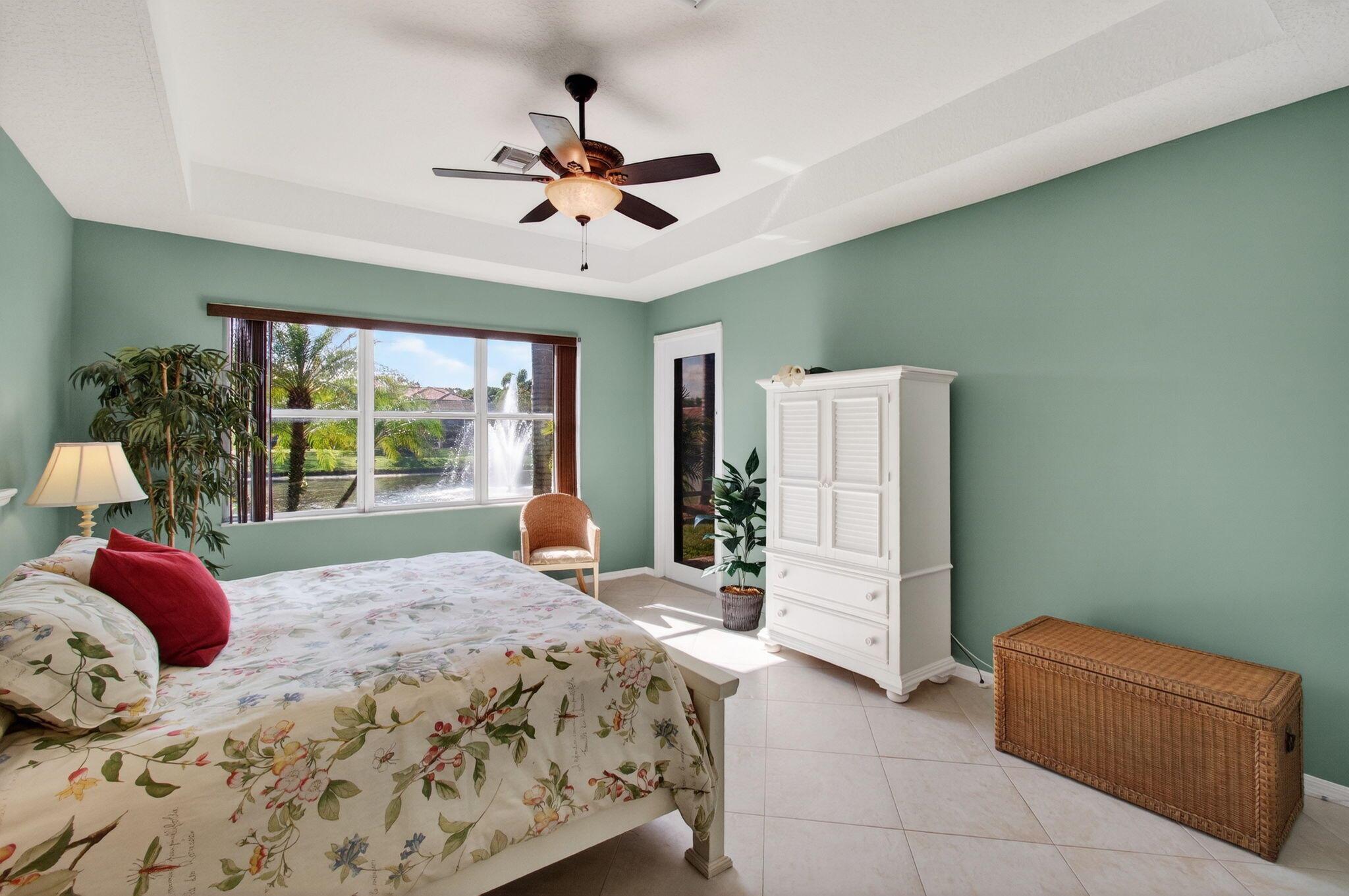 MIZNER FALLS - Residential