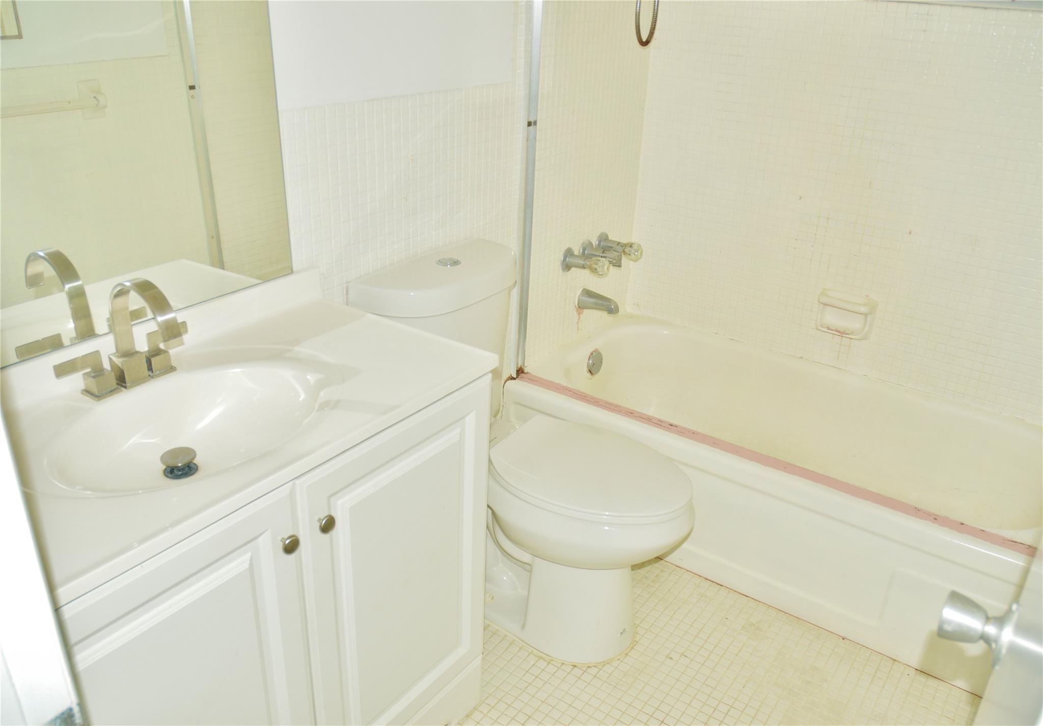 Lake Park Gardens - Residential