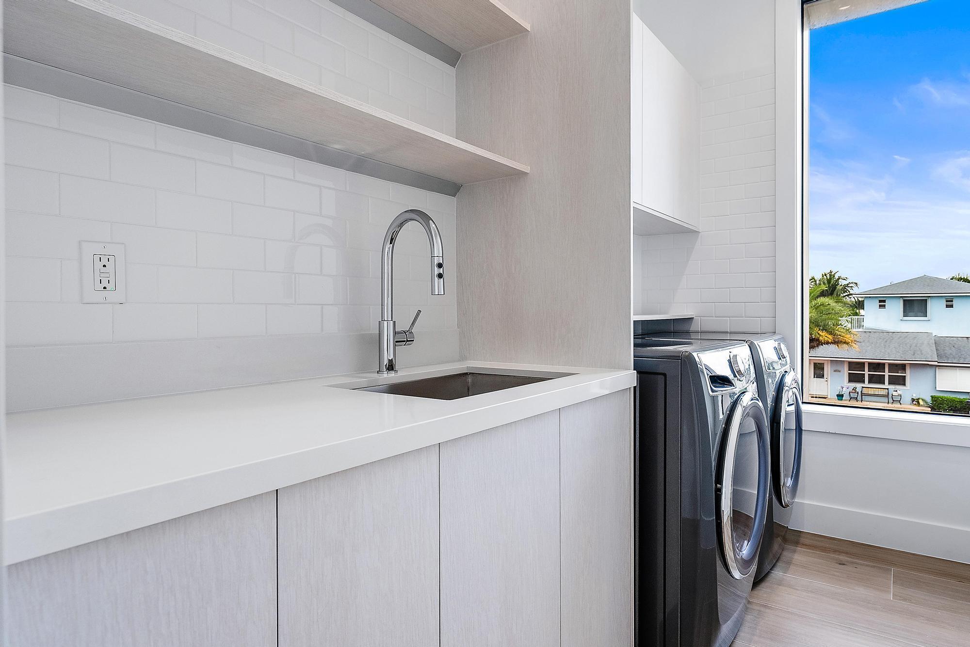 LEWIS SHORE ESTATES 2 - Residential