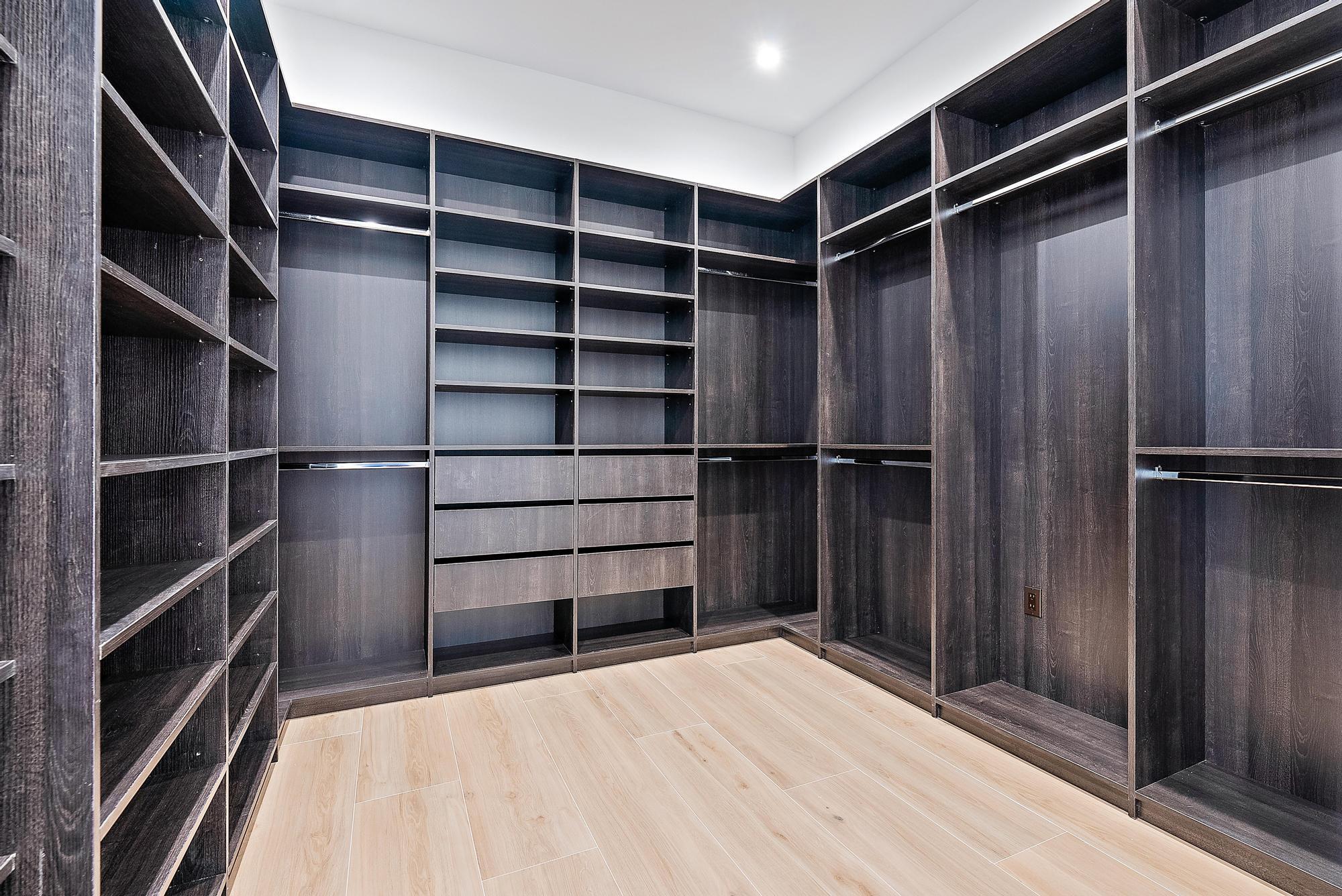 LEWIS SHORE ESTATES 2 - Residential