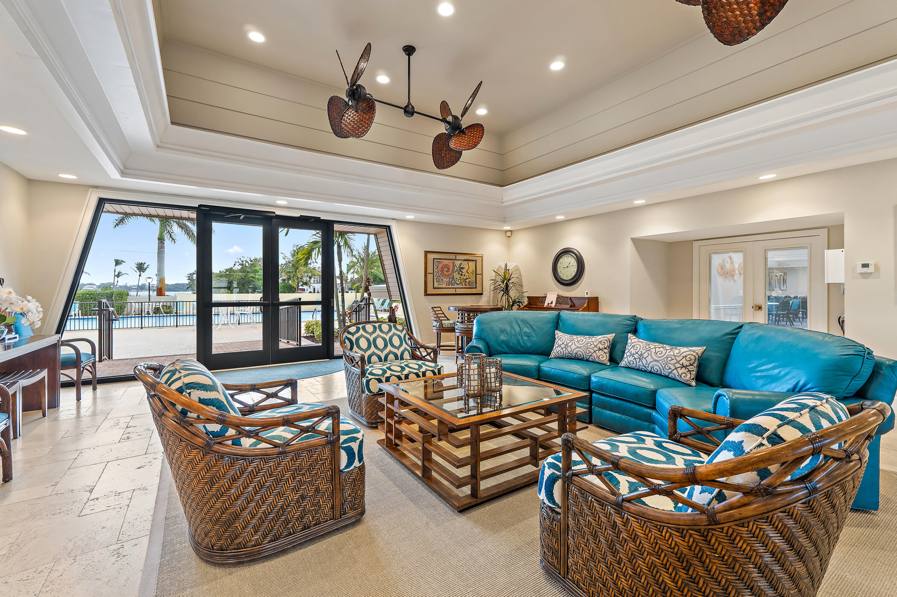 CONQUISTADOR CONDO - Residential