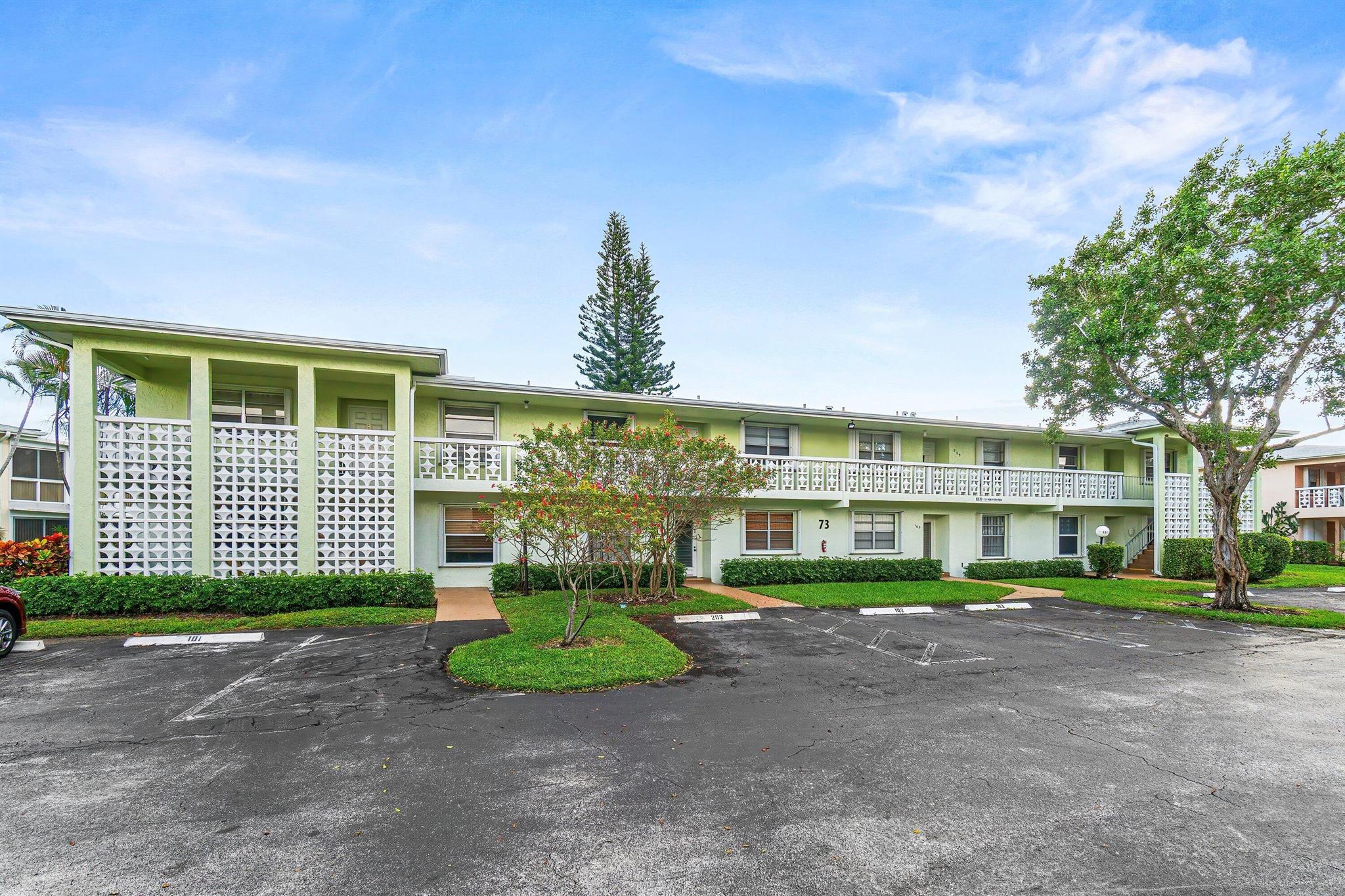 PINES OF DELRAY NORTH CON - Residential Lease