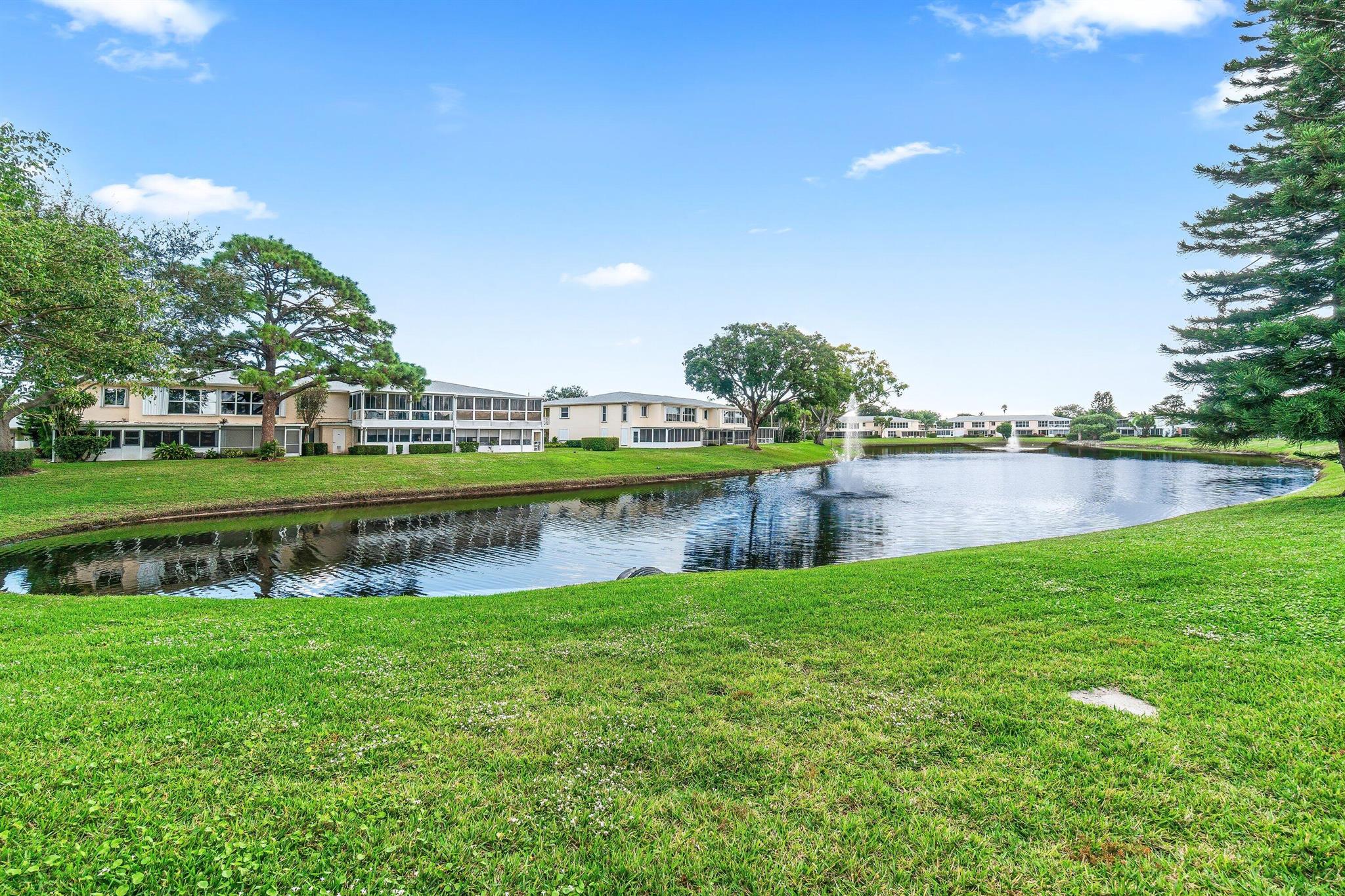 PINES OF DELRAY NORTH CON - Residential Lease