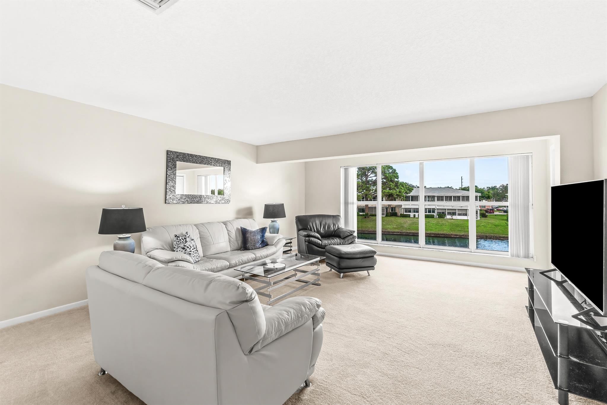 1521 NW 19th Terrace 202