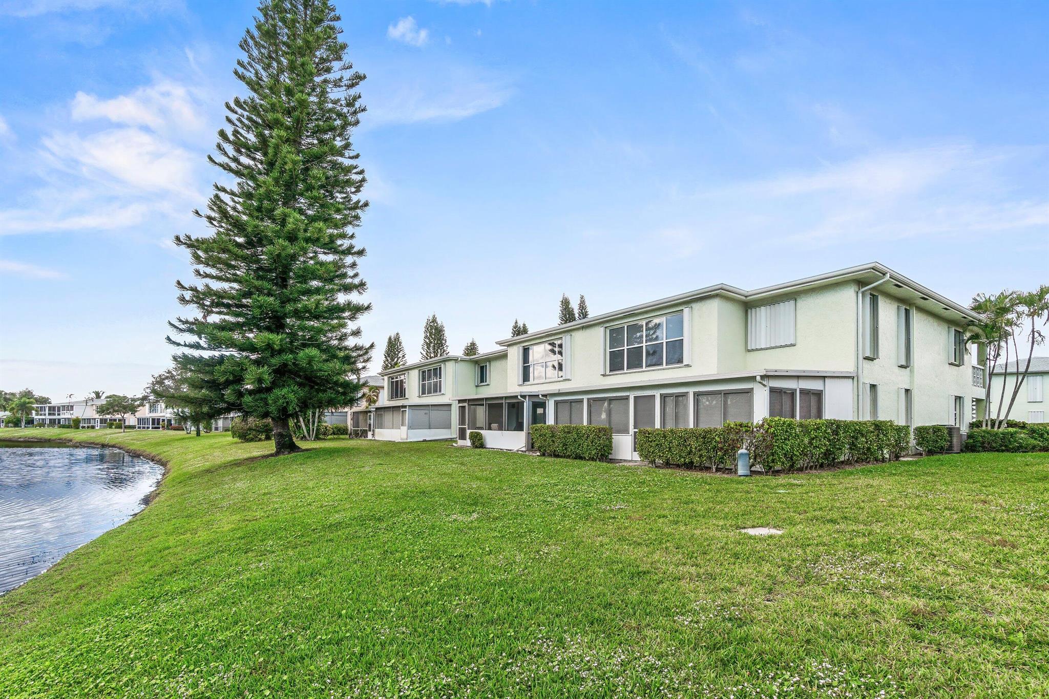 PINES OF DELRAY NORTH CON - Residential Lease
