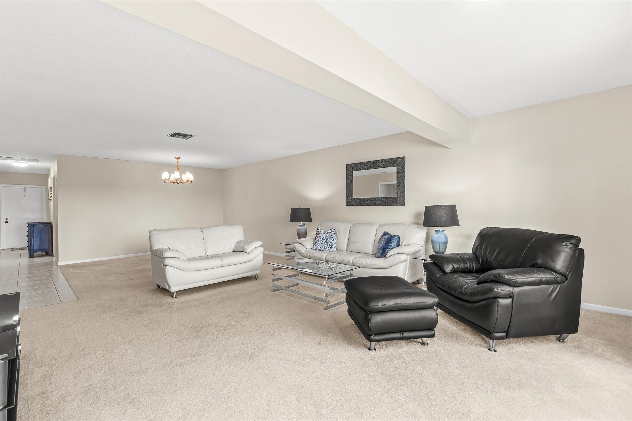 PINES OF DELRAY NORTH CON - Residential Lease