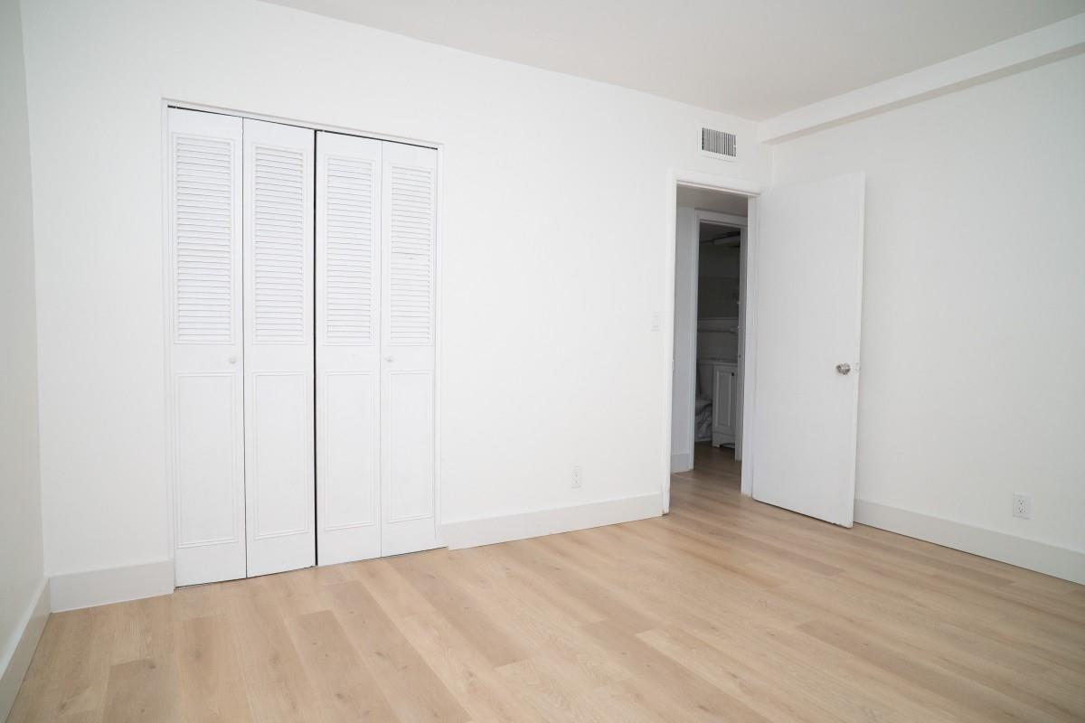 CANADIAN OCEAN BREEZE CON - Residential