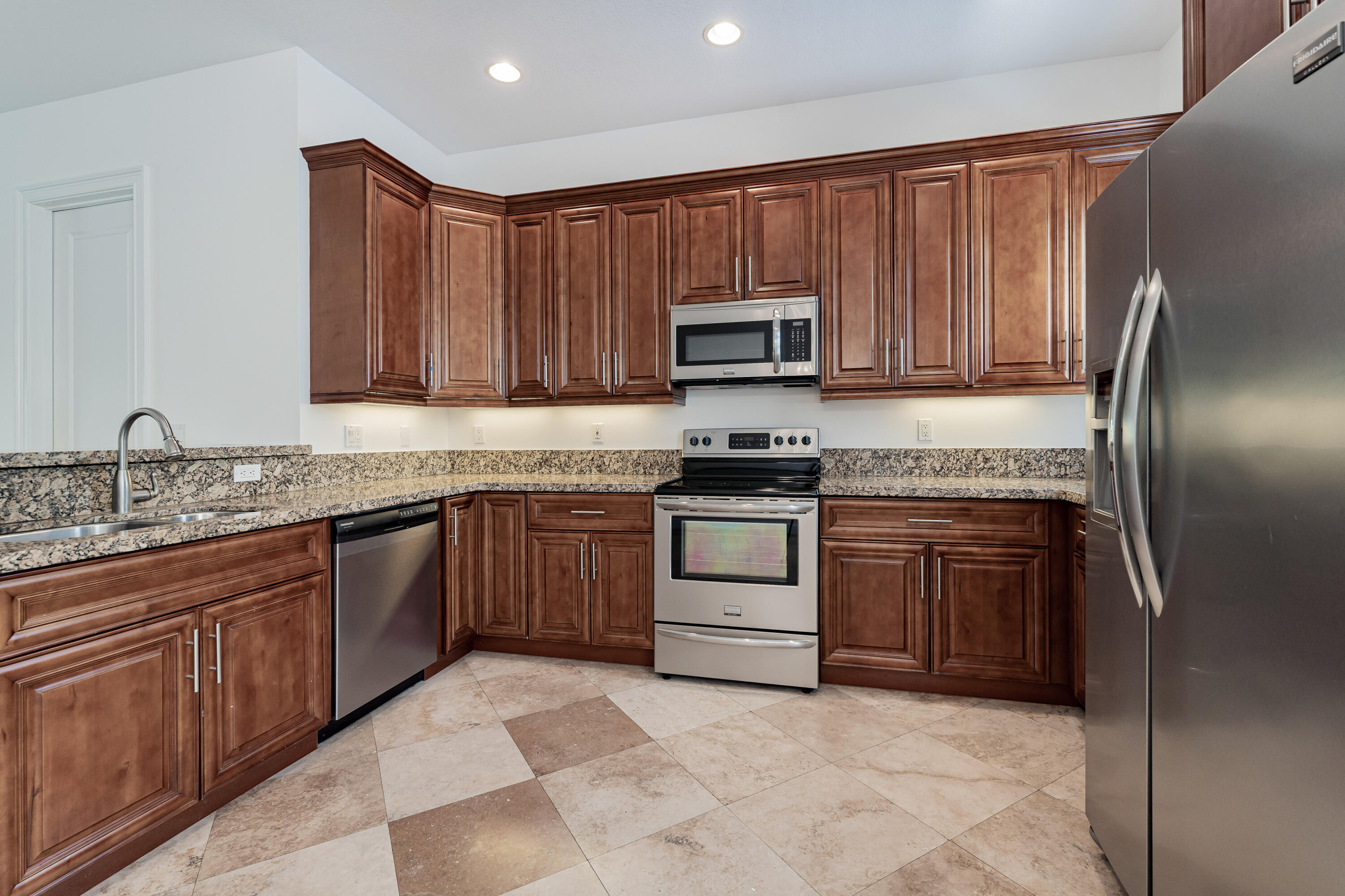 ROYAL POINCIANA - Residential Lease