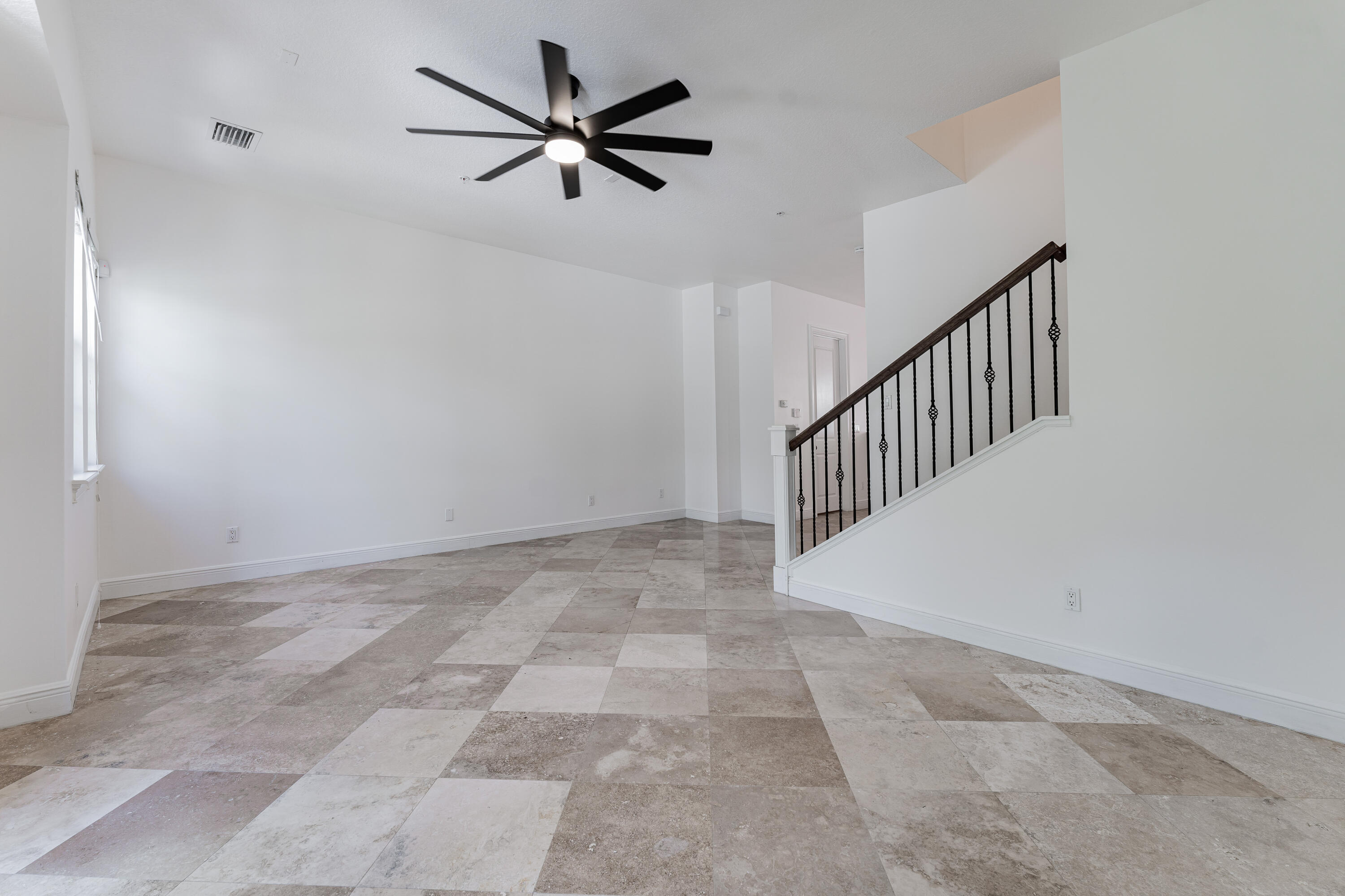 ROYAL POINCIANA - Residential Lease