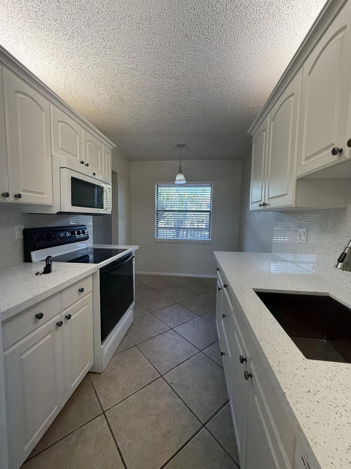 WELLEBY SHORES CONDOMINIUM 3 - Residential Lease