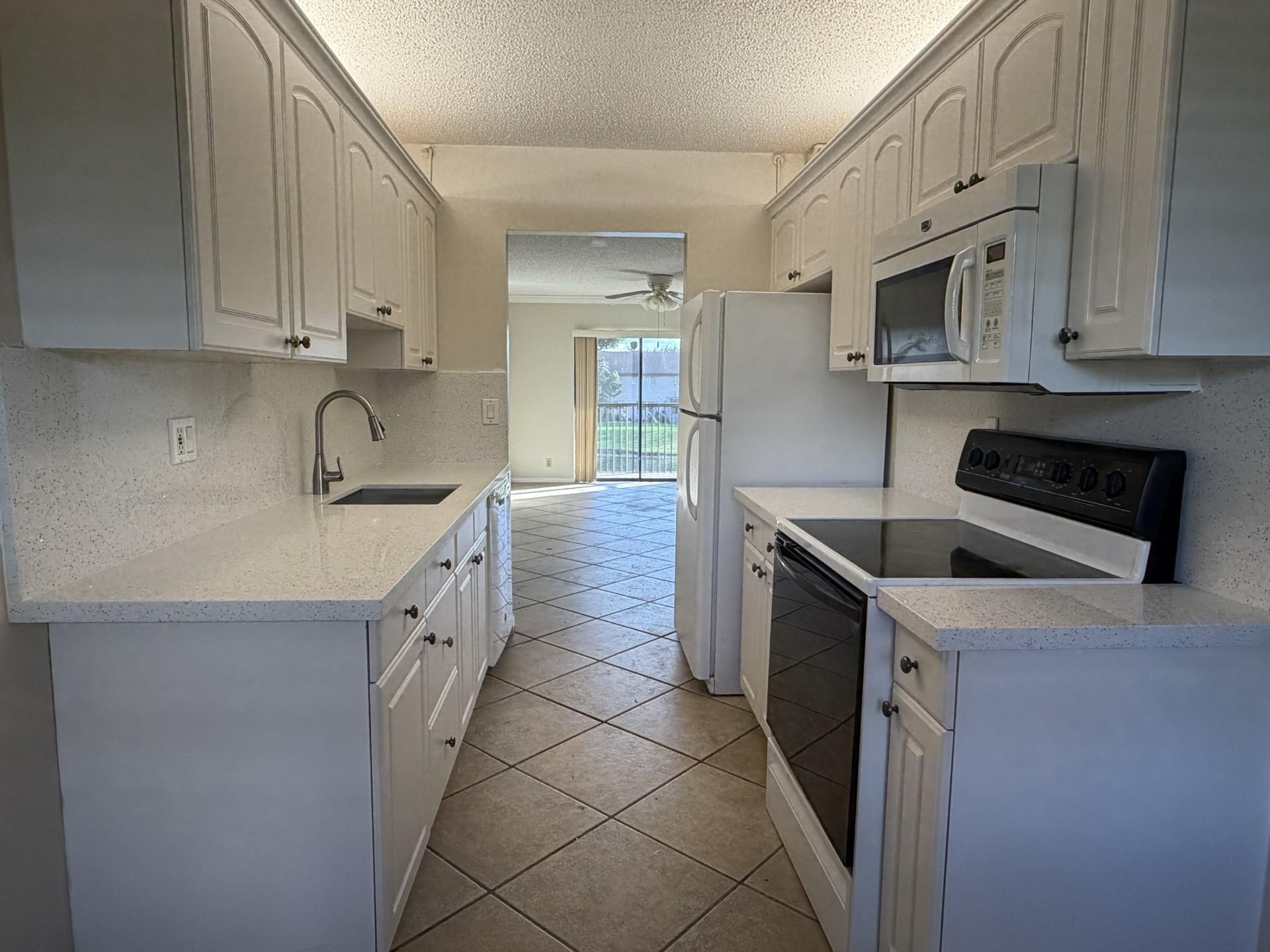 WELLEBY SHORES CONDOMINIUM 3 - Residential Lease