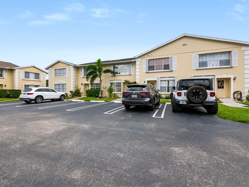 Photo of 220 Foxtail Drive #G, Greenacres, FL 33415 (MLS # B26076137)