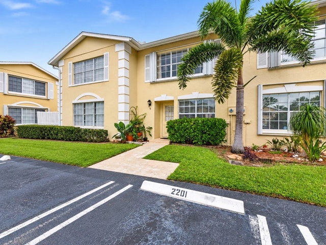220 Foxtail Drive G