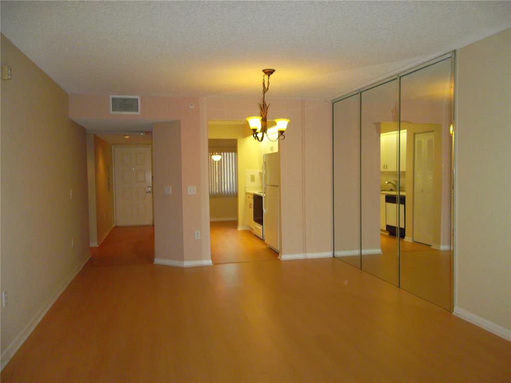 Suffolk #2 At Century Vil - Residential