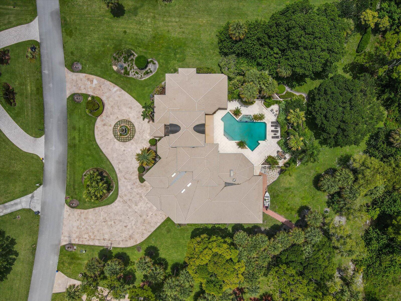 PINEWOOD OF WELLINGTON - Residential Lease