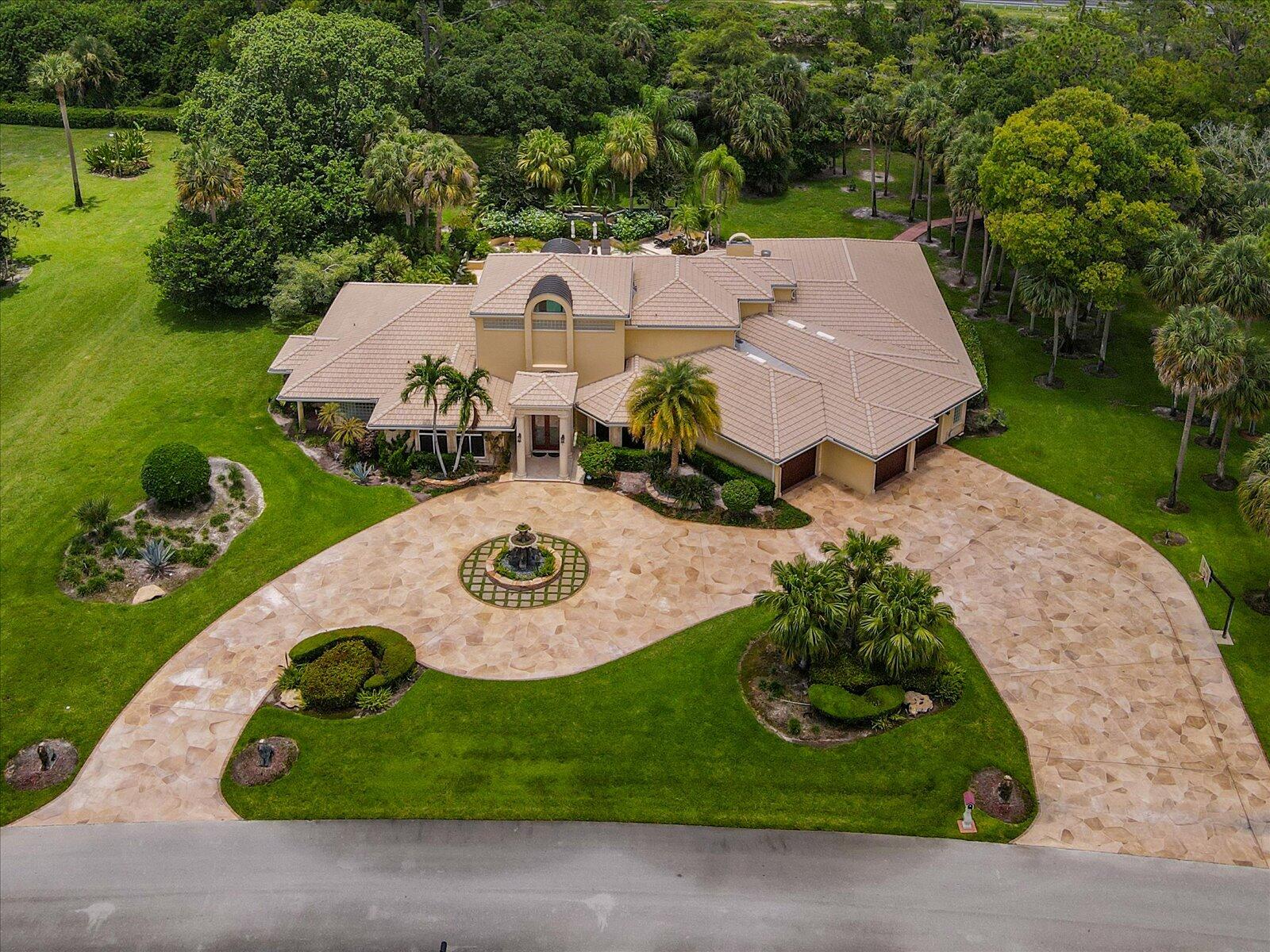 PINEWOOD OF WELLINGTON - Residential Lease