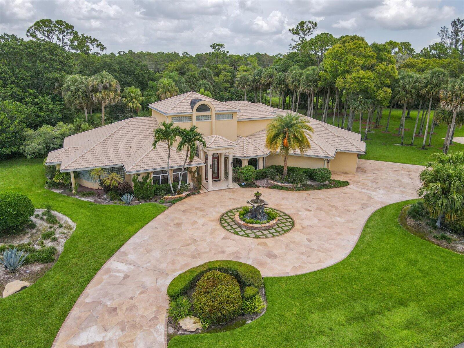 PINEWOOD OF WELLINGTON - Residential Lease