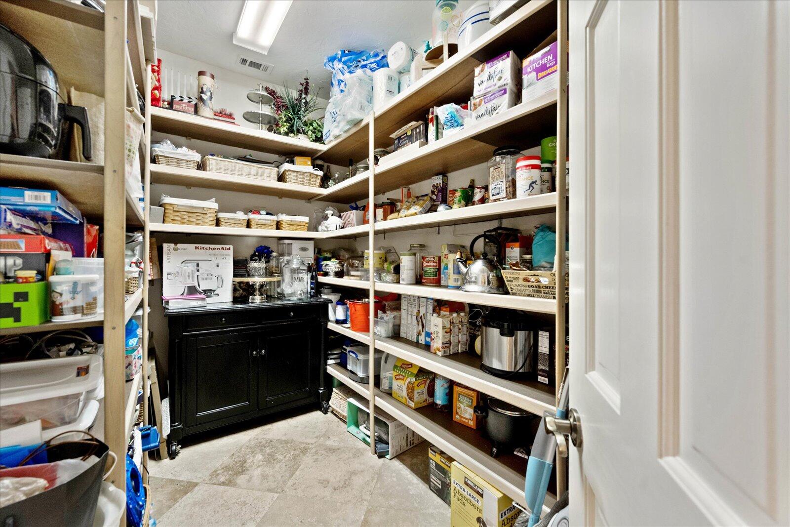 PINEWOOD OF WELLINGTON - Residential Lease