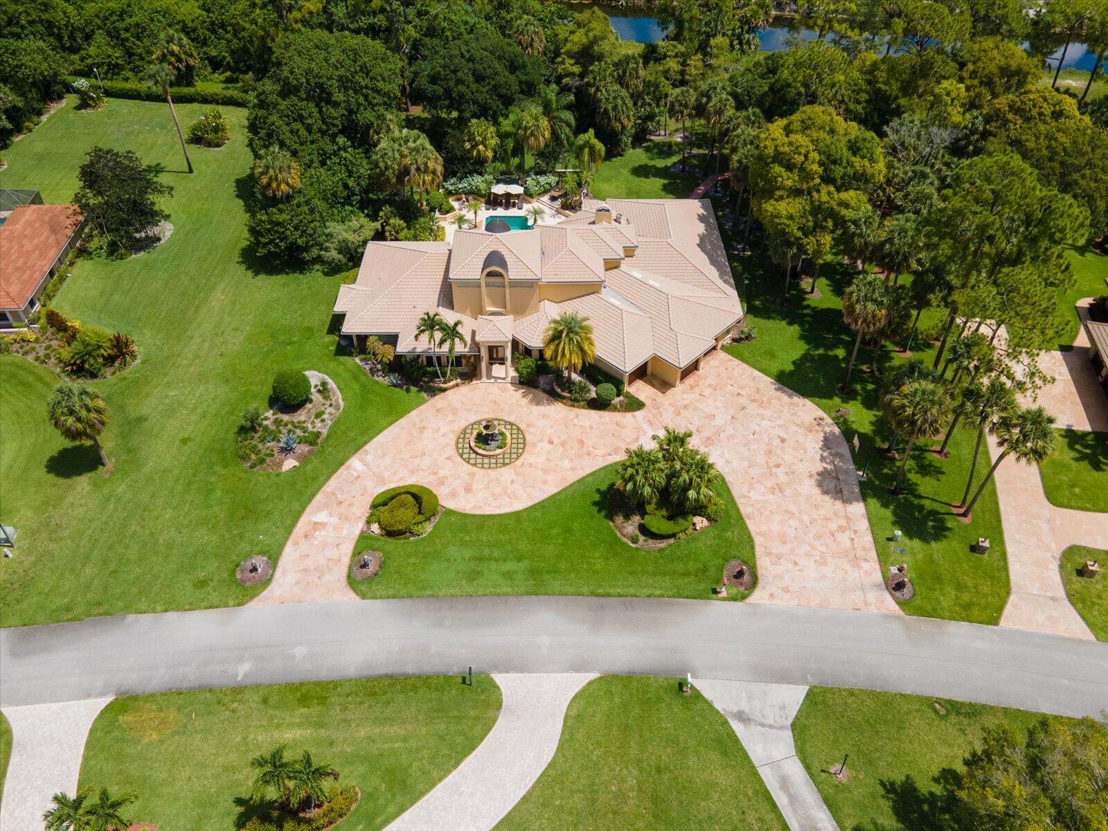 PINEWOOD OF WELLINGTON - Residential Lease