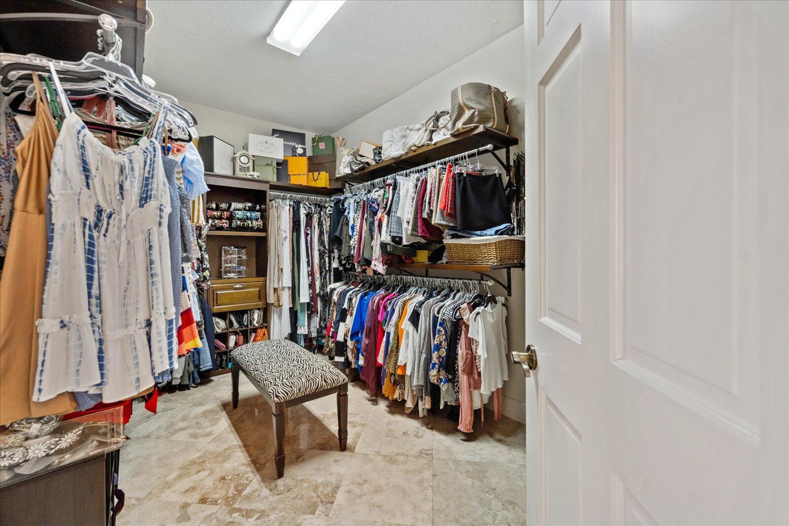 PINEWOOD OF WELLINGTON - Residential Lease