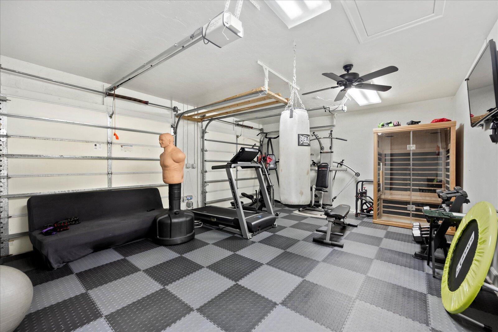 PINEWOOD OF WELLINGTON - Residential Lease