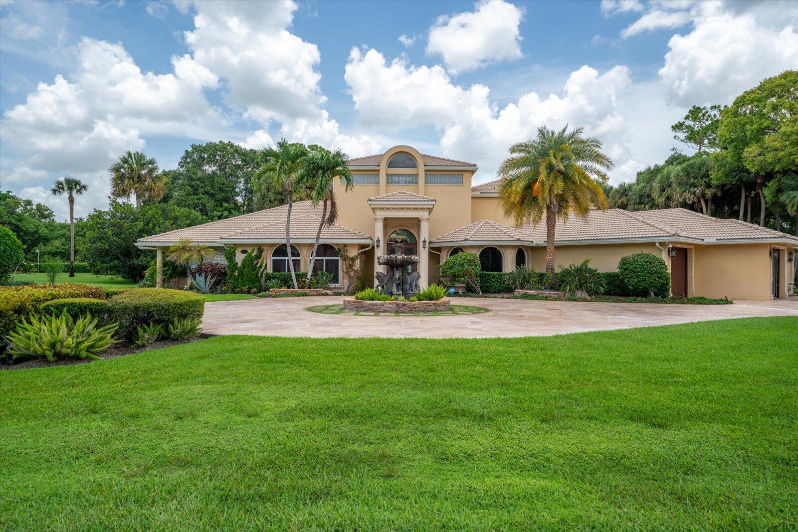 PINEWOOD OF WELLINGTON - Residential Lease