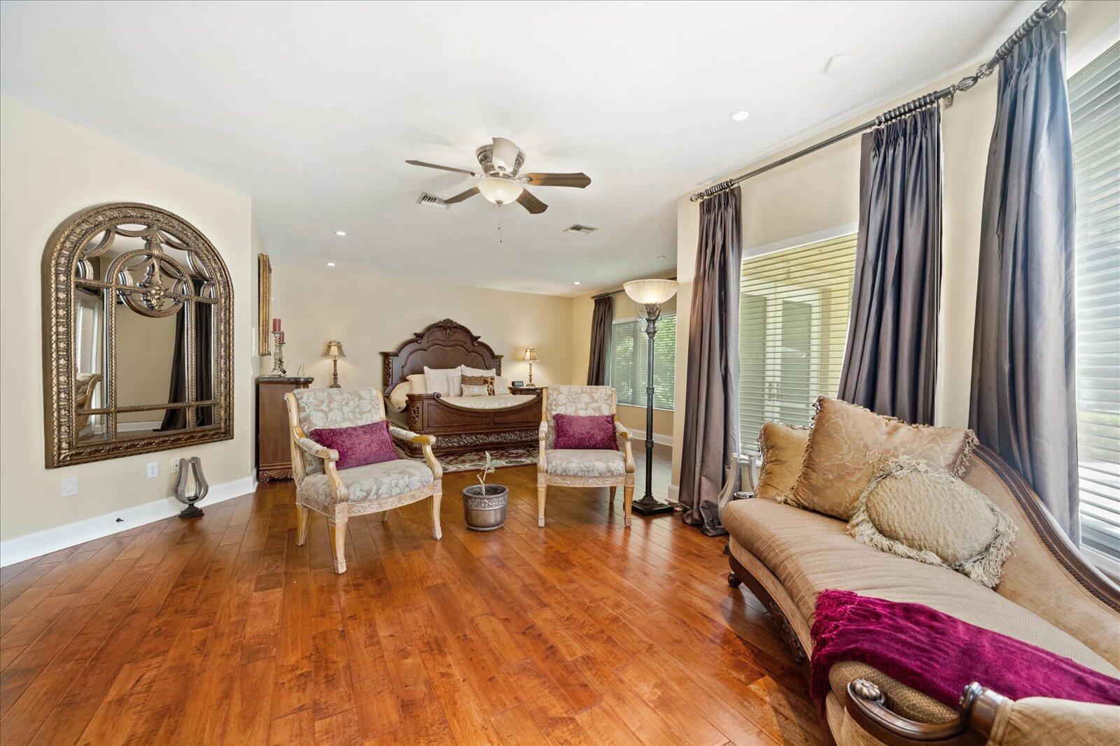 PINEWOOD OF WELLINGTON - Residential Lease