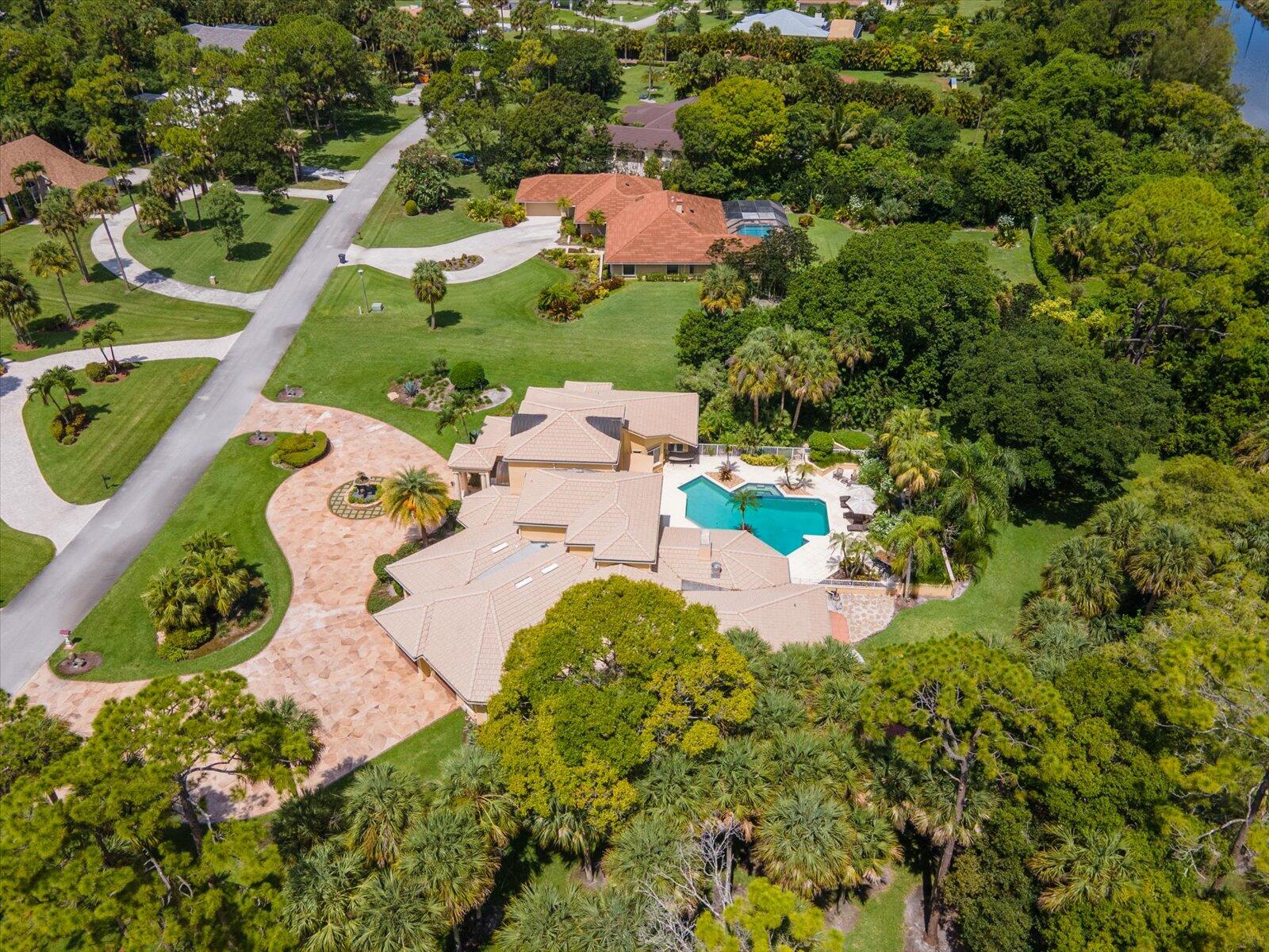 PINEWOOD OF WELLINGTON - Residential Lease