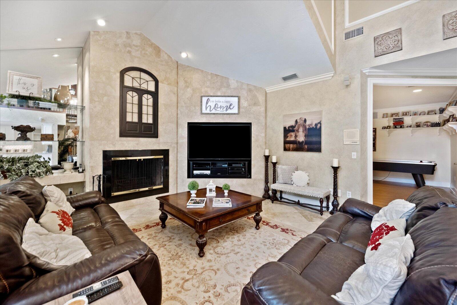 PINEWOOD OF WELLINGTON - Residential Lease