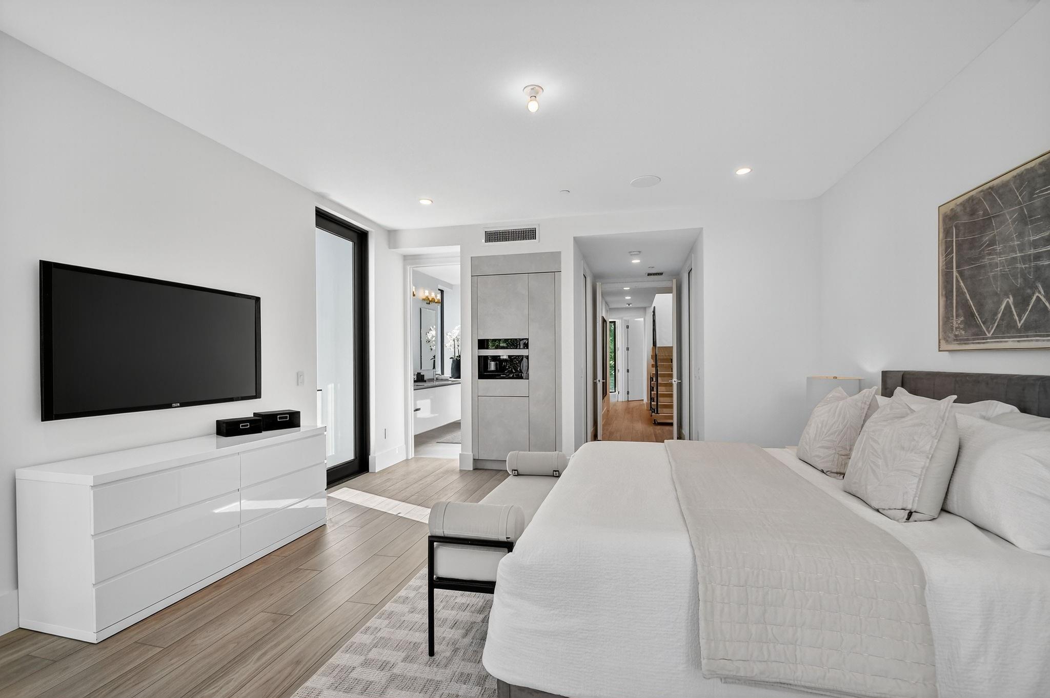 Centennial Square - Residential Lease