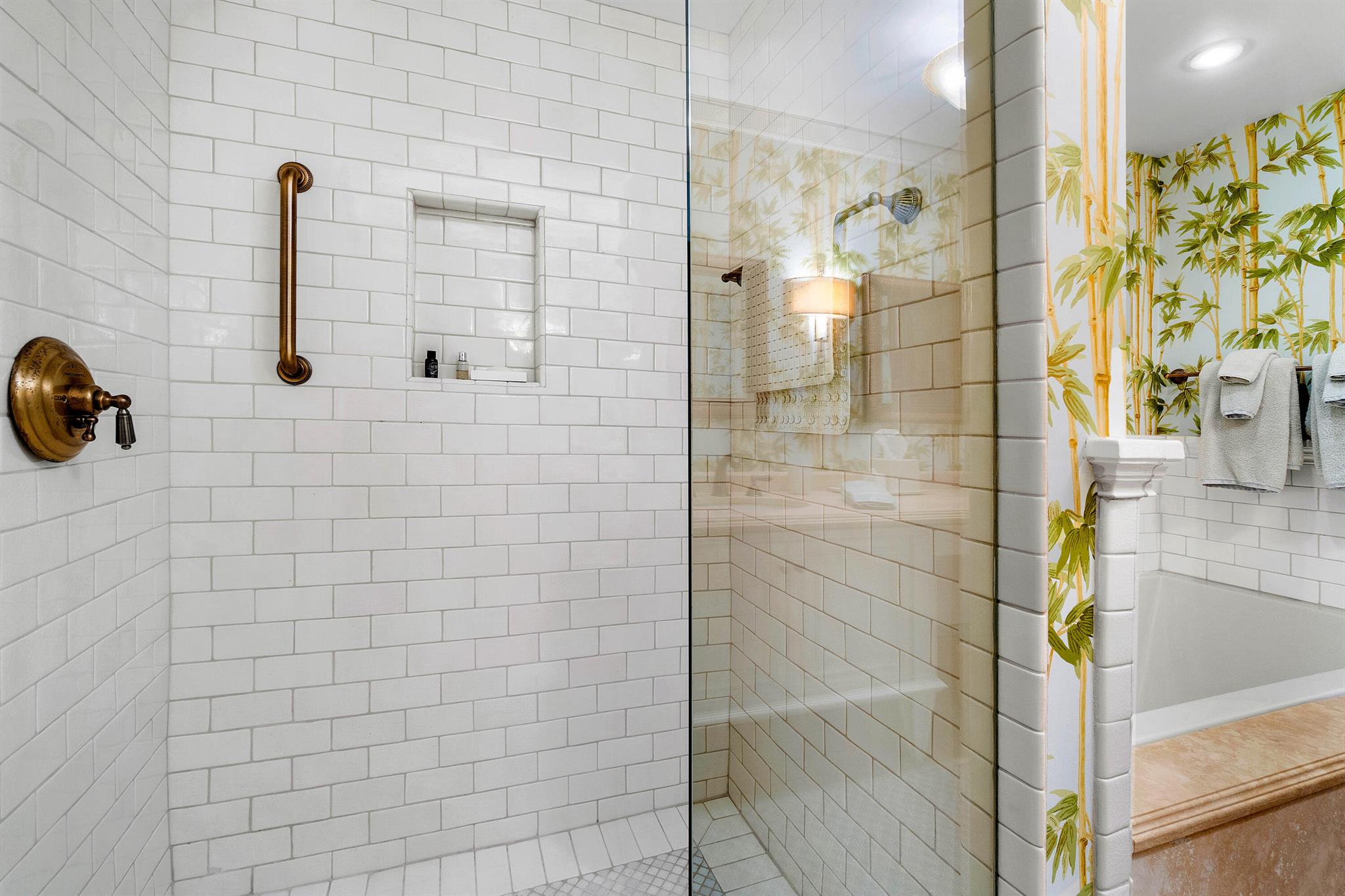 ONE ROYAL PALM WAY CONDO - Residential