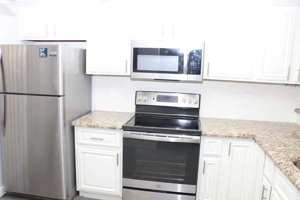Photo of 400 Club Circle #102, Boca Raton, FL 33487 (MLS # R11159854)