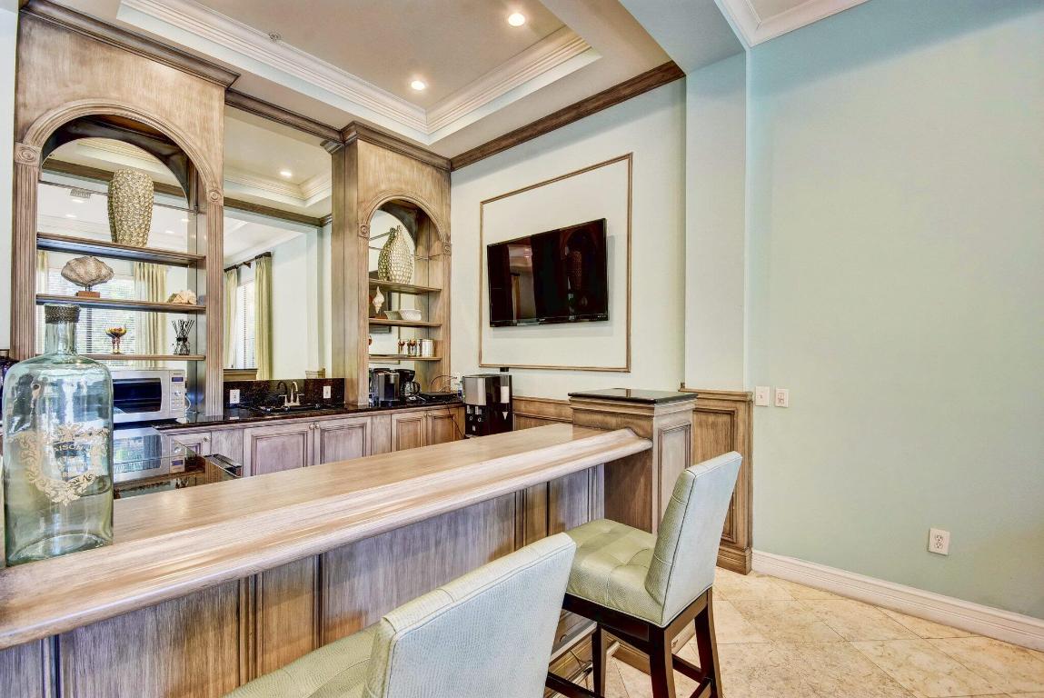 COURTYARDS IN CITYPLACE CONDO - Residential