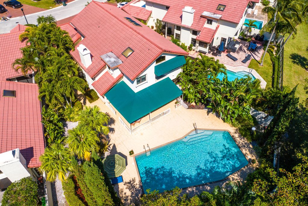 Photo of 21766 Club Villa Terrace, Boca Raton, FL 33433 (MLS # R10962528)