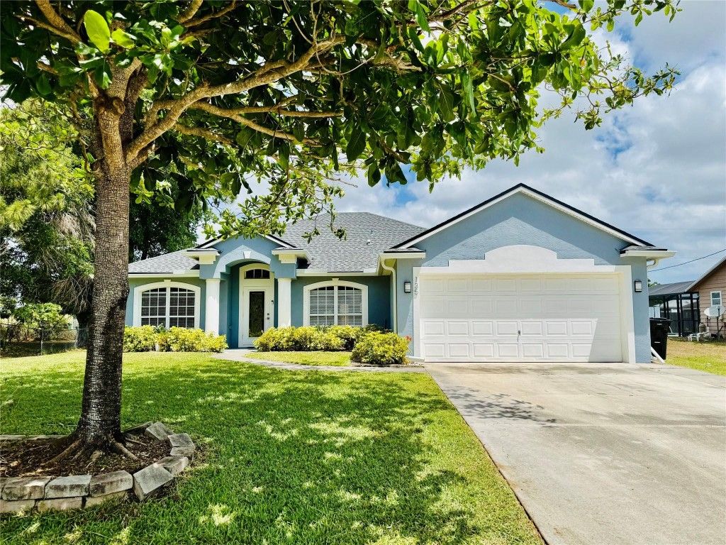 Photo of 135 SW Eyerly Avenue, Port Saint Lucie, FL 34983 (MLS # F10500109)