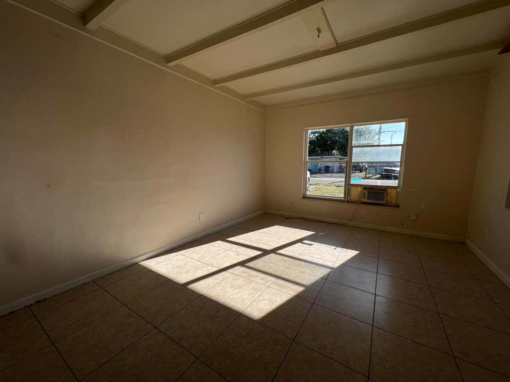 Photo of 817 S 6th Street, Fort Pierce, FL 34950 (MLS # R11074560)