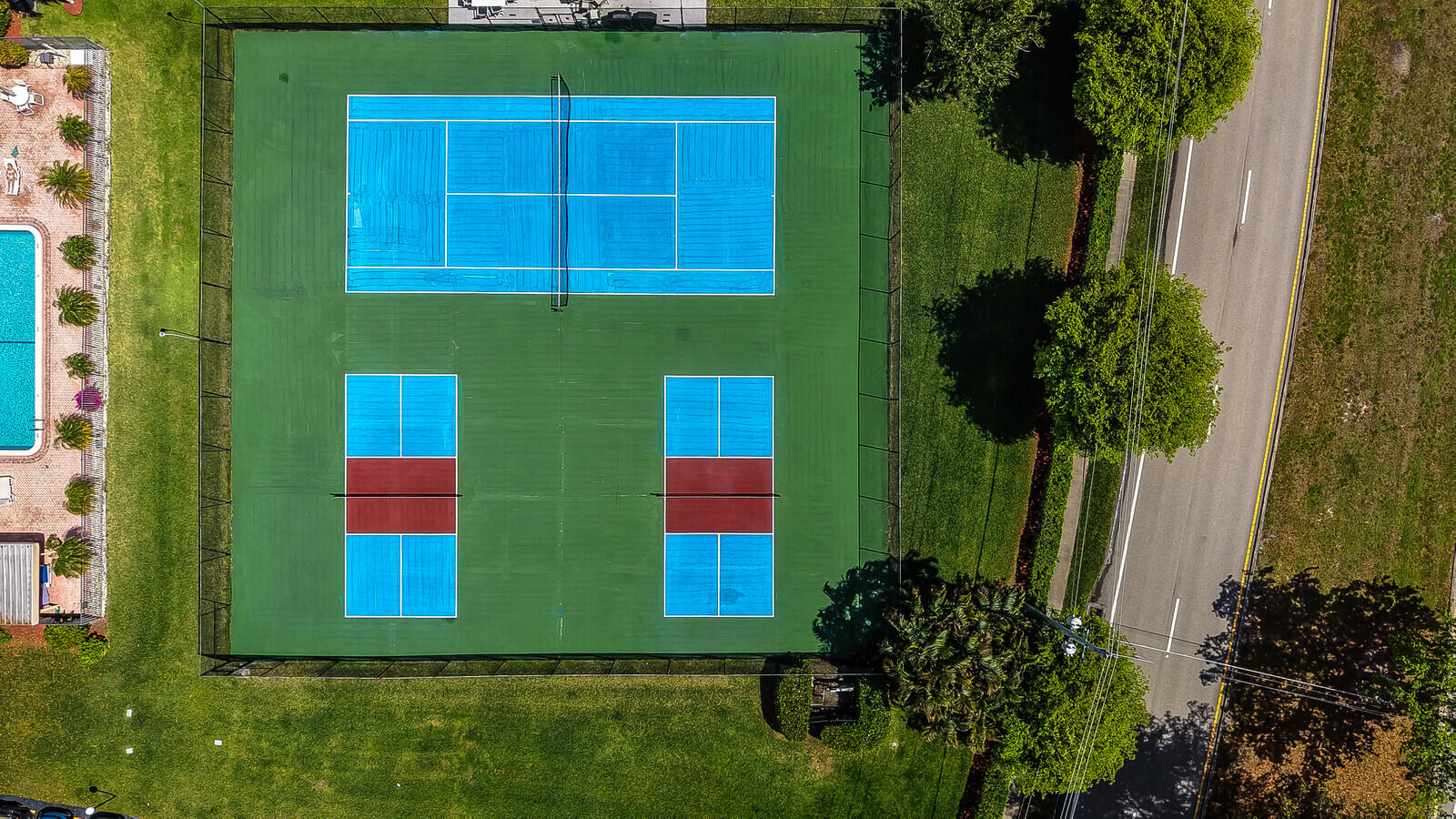 BARWOOD CONDO - Residential